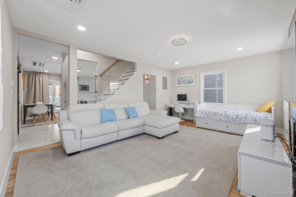 Photo of 15404 14th Avenue, Whitestone, NY 11357 (MLS # 1000987)