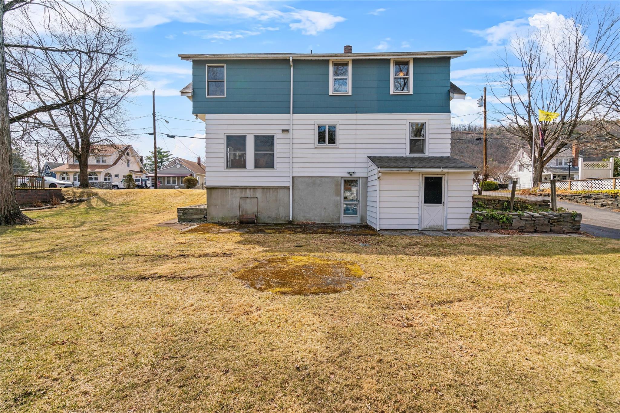 17 #15 Dubois Street, Port Jervis, New York image 31
