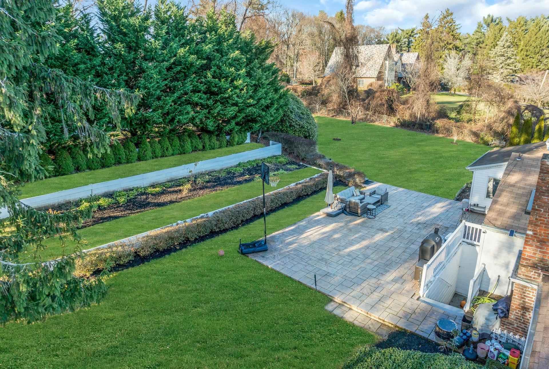 279 Hillcrest Lane, Upper Brookville, New York image 37