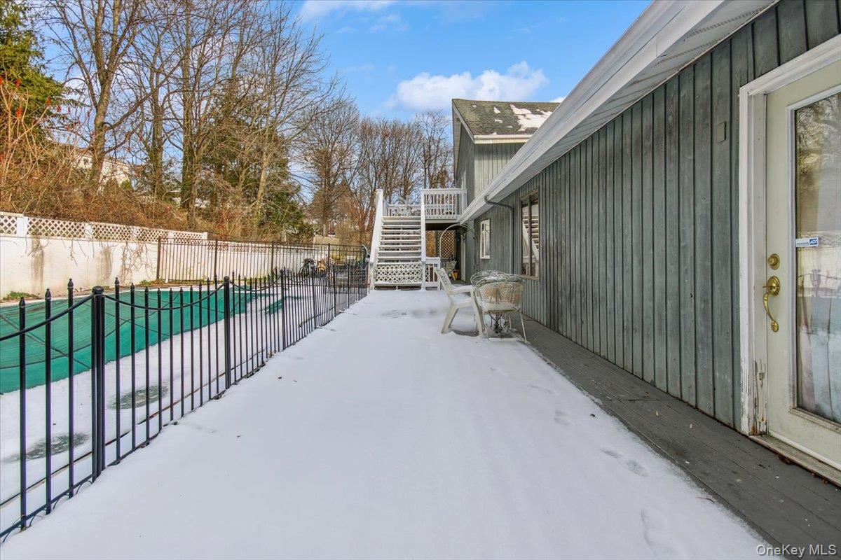 Newburgh, New York 12550, United States, 4 Bedrooms Bedrooms, ,2 BathroomsBathrooms,Residential,Active,254867