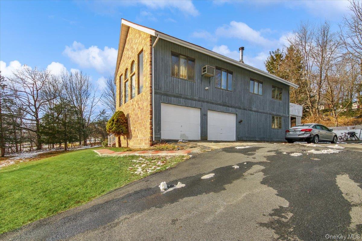 Newburgh, New York 12550, United States, 4 Bedrooms Bedrooms, ,2 BathroomsBathrooms,Residential,Active,254867