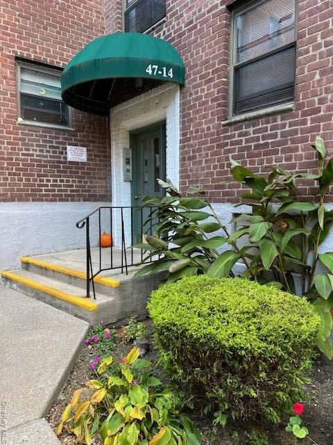 47-14 217th Street 2B Bayside NY 11361
