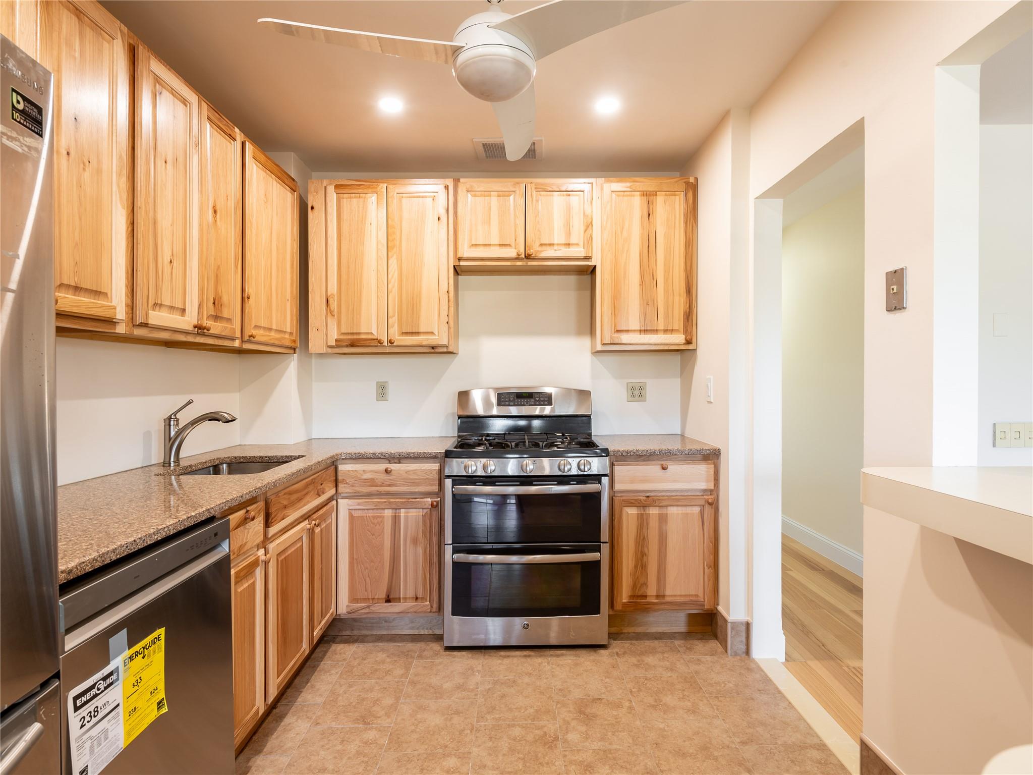 1328 Robin Lane #67U, Bayside, New York image 7