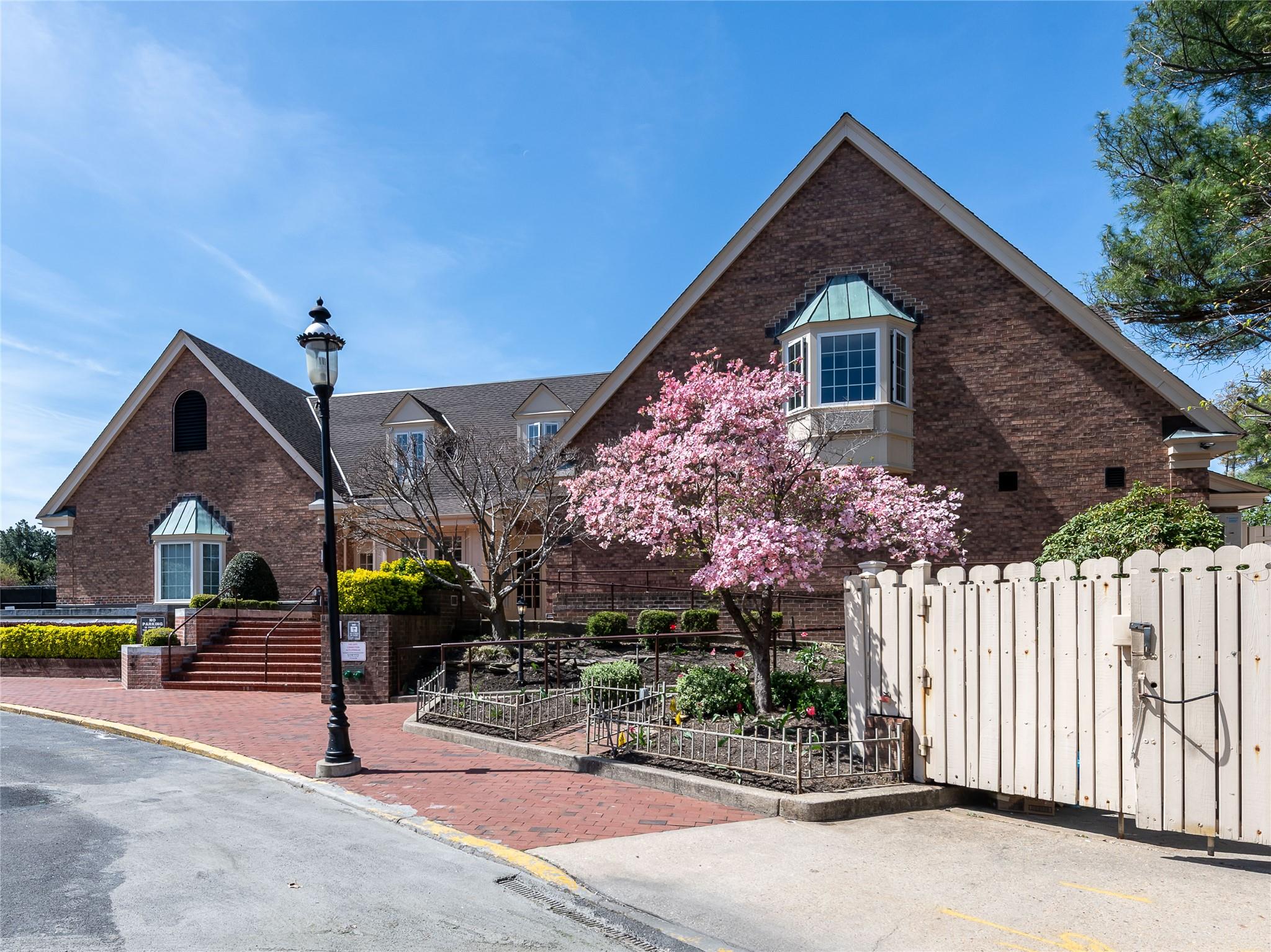 1328 Robin Lane #67U, Bayside, New York image 16