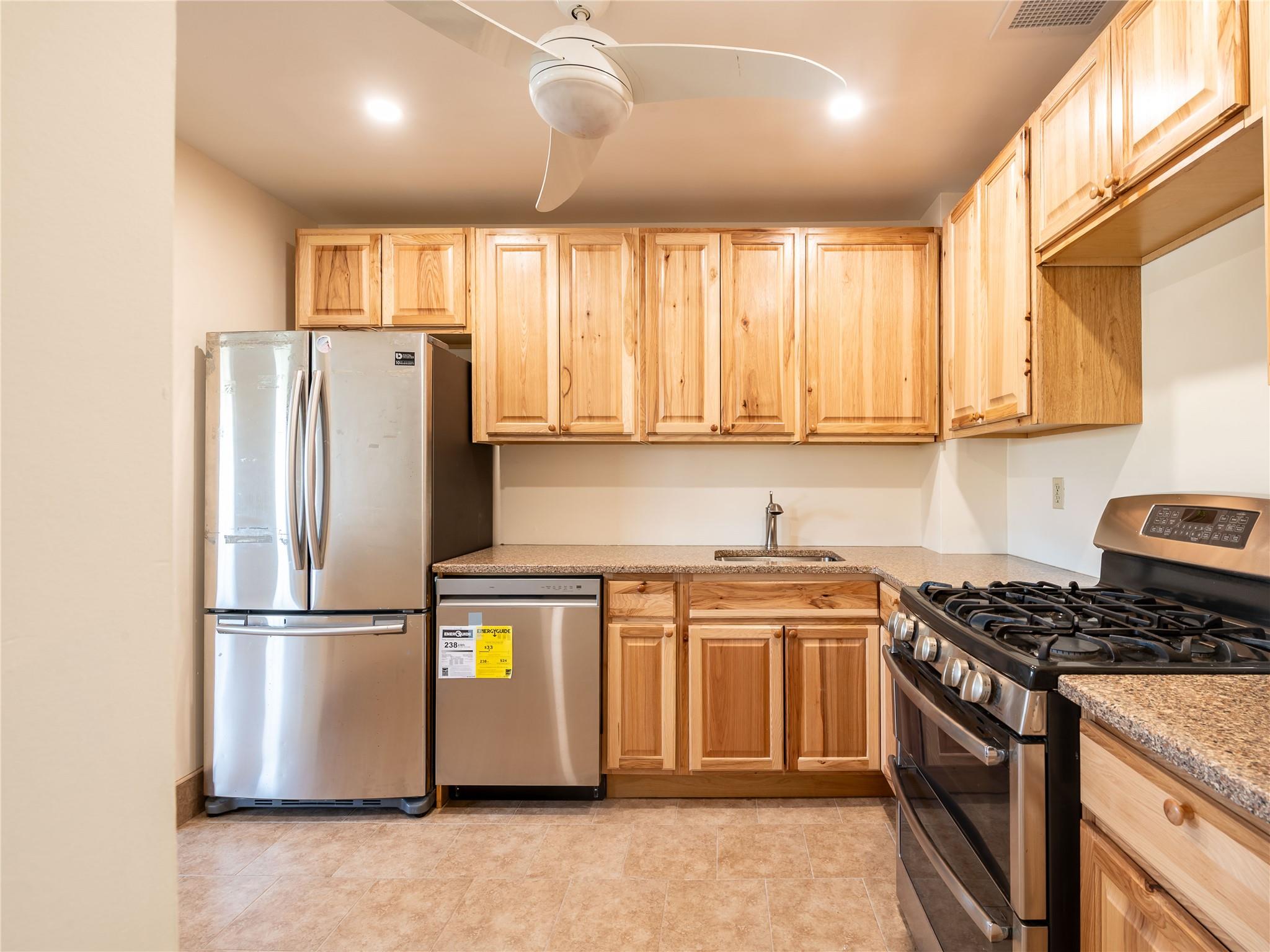 1328 Robin Lane #67U, Bayside, New York image 6