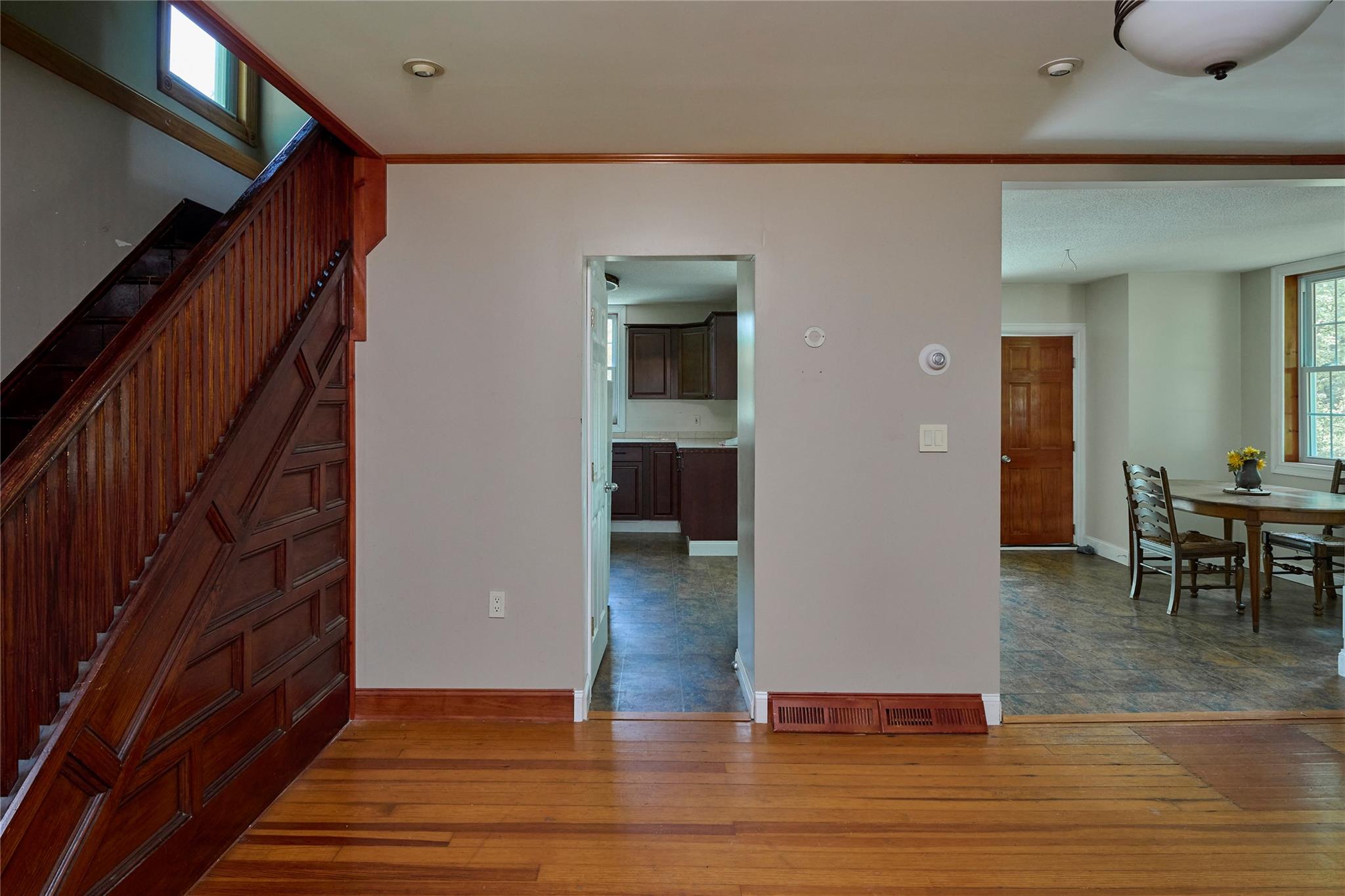 5705 State Route 52
