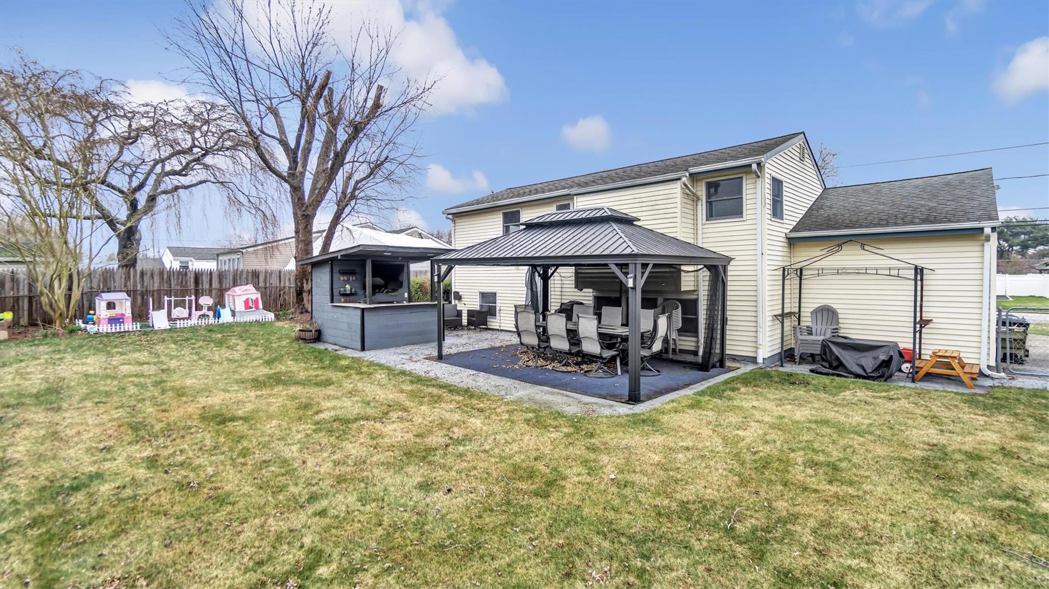 2914 Acorn Avenue, Medford, New York image 22