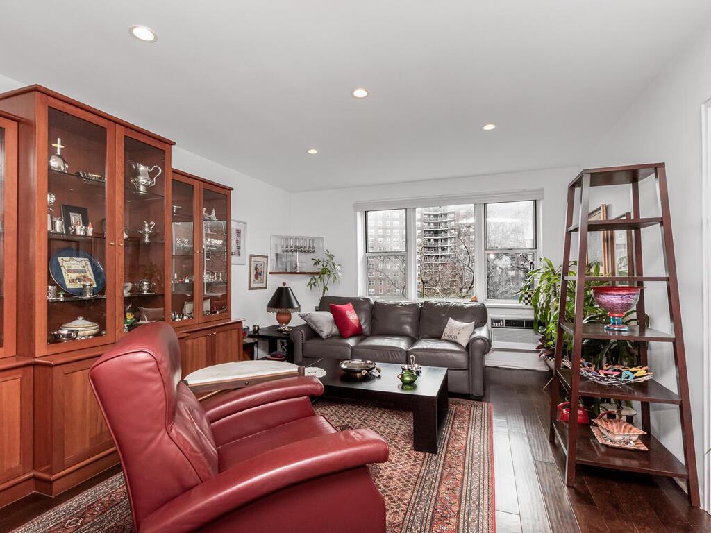 679 W 239th Street #4F, Bronx, New York image 6