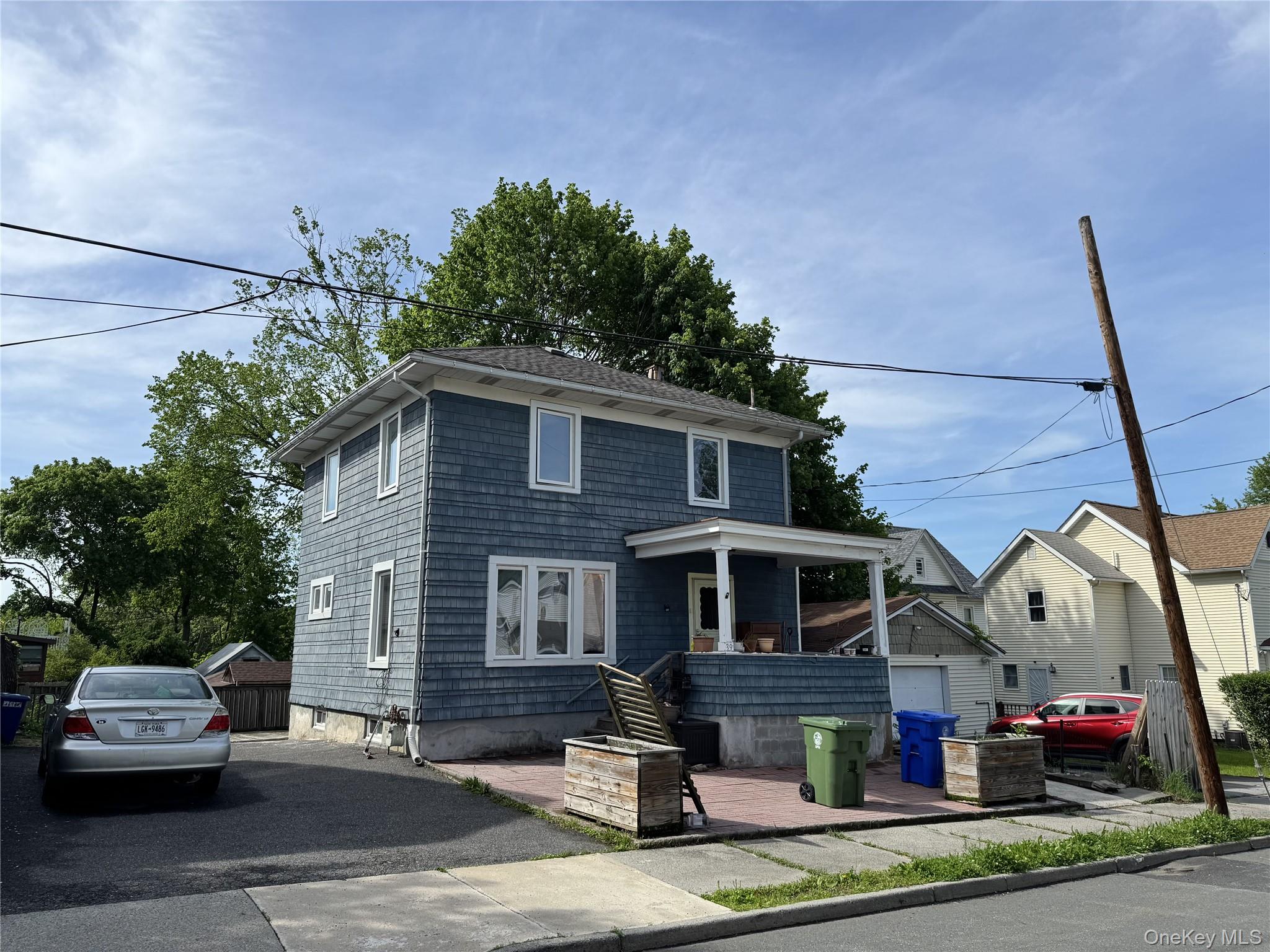 39 Crescent Place