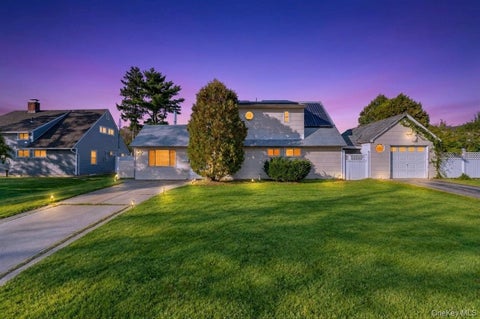 Photo of 11 Petal Lane, Hicksville, NY 11801 (MLS # 1064637)