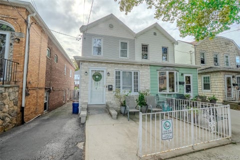 Homes For Sale - 749 Vincent Avenue<br/> Bronx, NY 10465