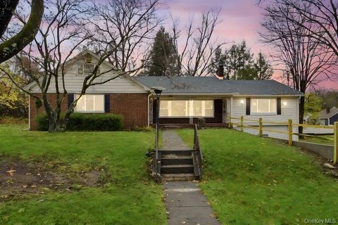 3 Lake Drive Ellenville NY 12428