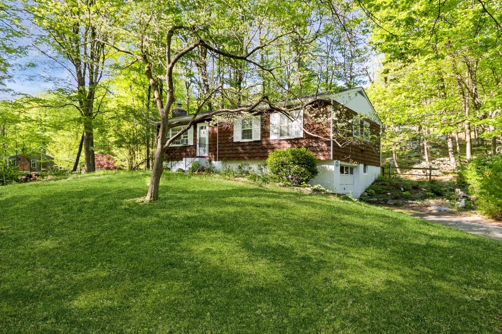 125 Barrett Pond Road, Cold Spring, New York image 2