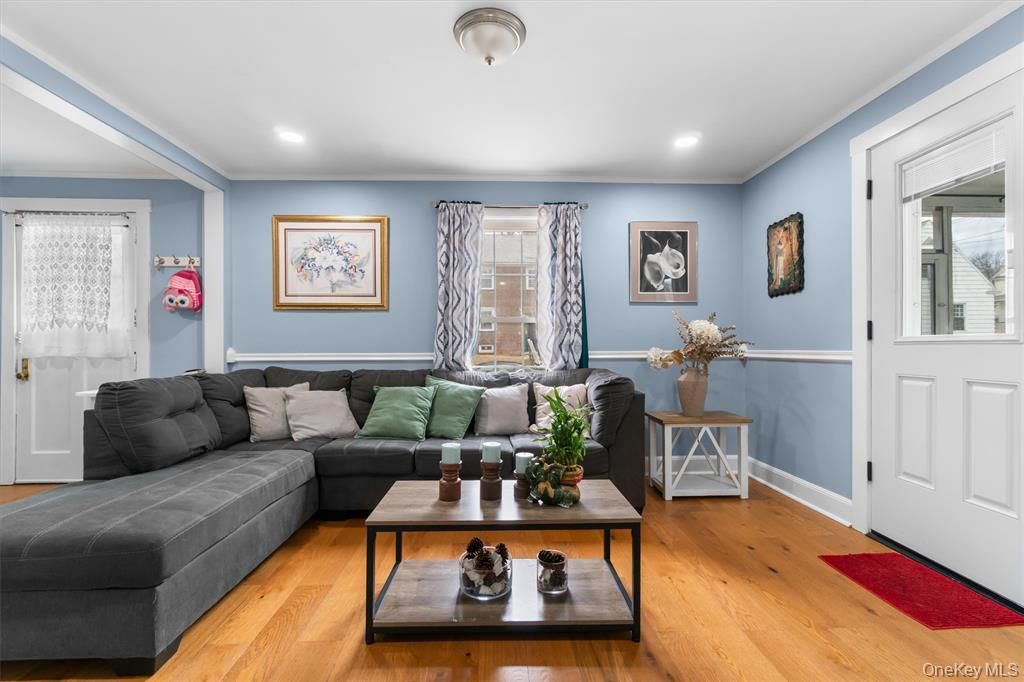 Photo of 1 Farrell Street, Newburgh, NY 12550 (MLS # 984841)