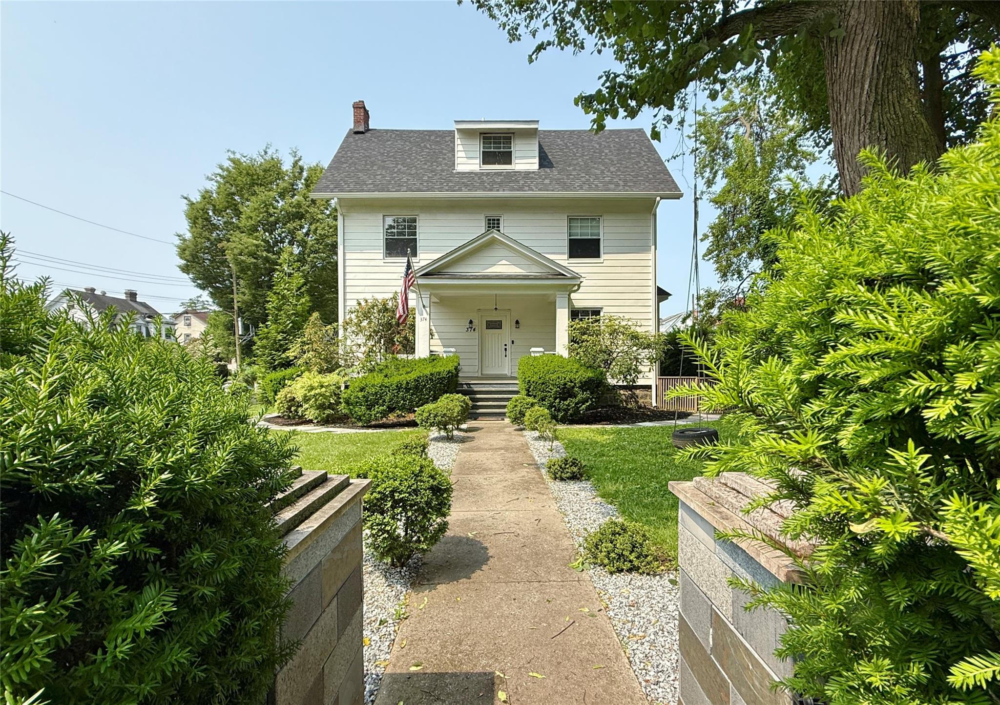 Property for Sale at King Street, Rye, New York - Bedrooms: 4 
Bathrooms: 3 
Rooms: 10  - $945,000