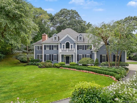 Photo of 9 Trails End, Chappaqua, NY 10514 (MLS # 1031593)