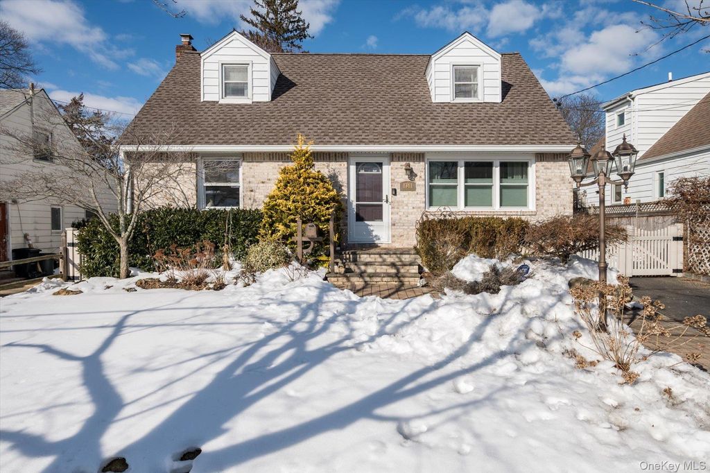 Photo of 1741 Bushwick Avenue, Merrick, NY 11566 (MLS # 960992)