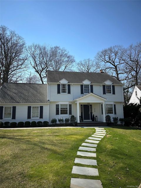 350 Dogwood Lane Manhasset NY 11030