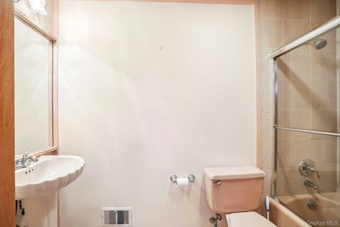 Tiny photo for 59 Shad Road W, Pound Ridge, NY 10576 (MLS # 991515)
