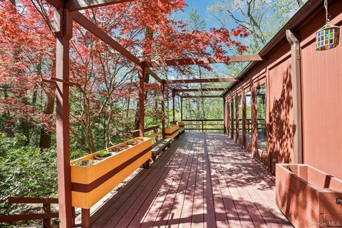 Tiny photo for 59 Shad Road W, Pound Ridge, NY 10576 (MLS # 991515)