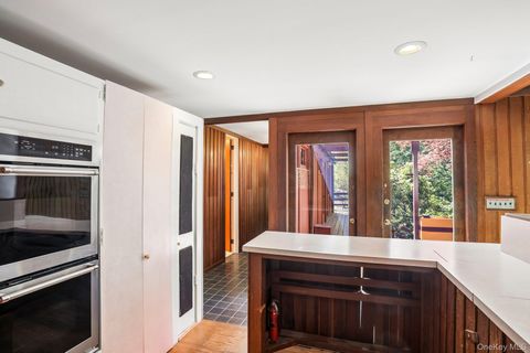 Tiny photo for 59 Shad Road W, Pound Ridge, NY 10576 (MLS # 991515)