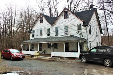 15-17 Tyrone Thomas Lane Ellenville NY 12428