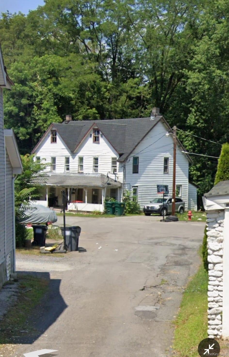 15-17 Tyrone Thomas Lane