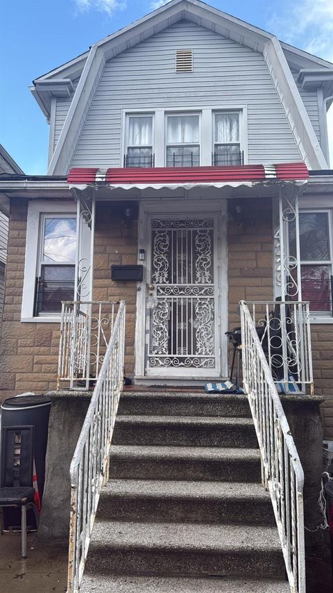 4229 BRUNER Avenue Bronx NY 10466