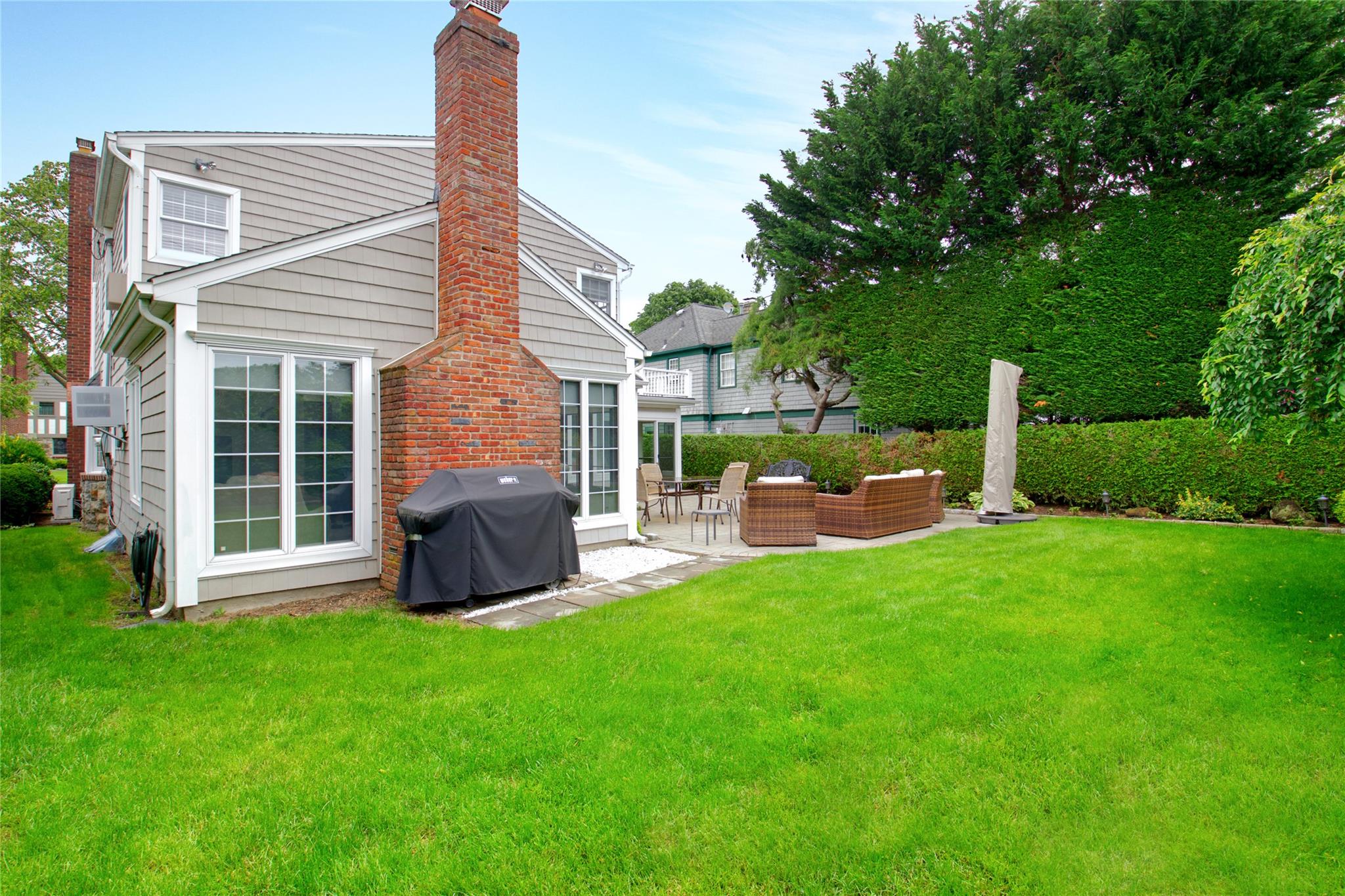 66 Huntington Road, Garden City, New York image 37