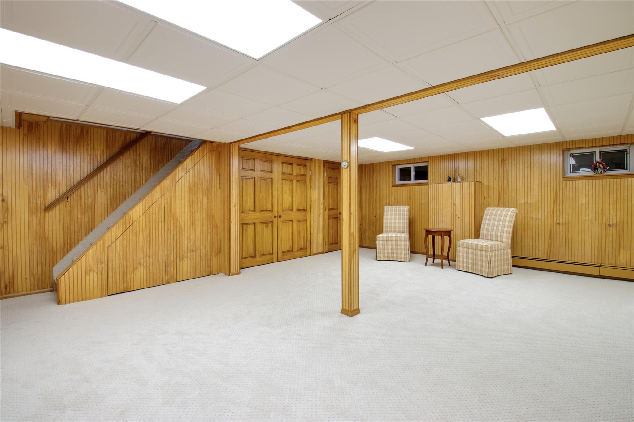 66 Huntington Road, Garden City, New York image 30