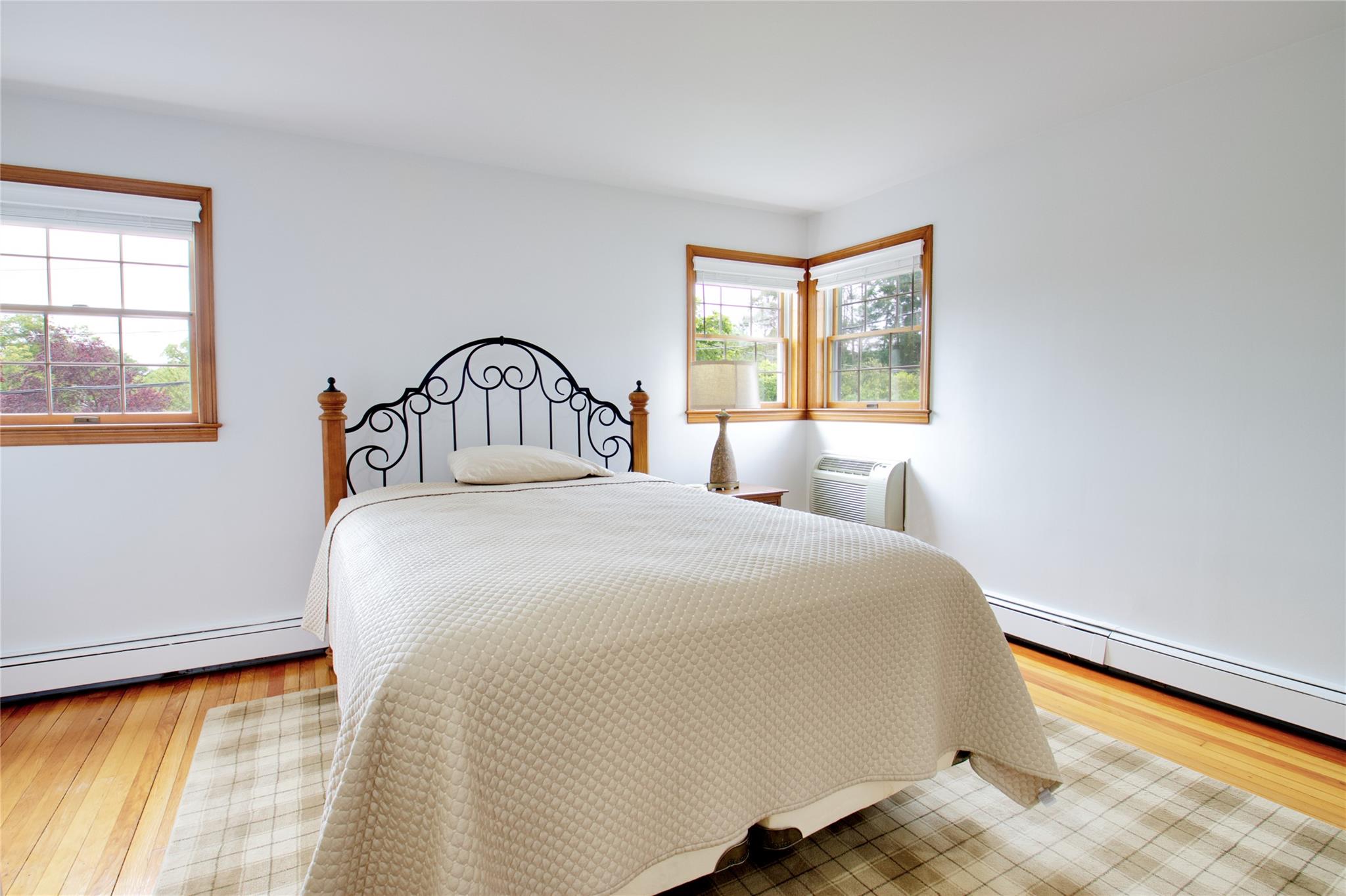 66 Huntington Road, Garden City, New York image 25