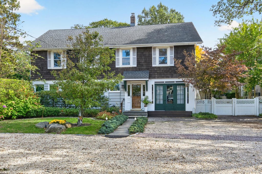 Photo of 17 Adams Avenue, Bayville, NY 11709 (MLS # 1067153)