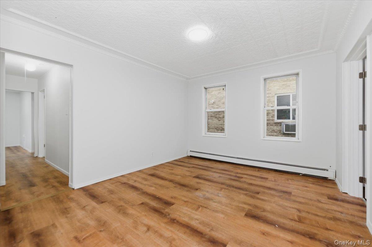 924 Hollywood Avenue