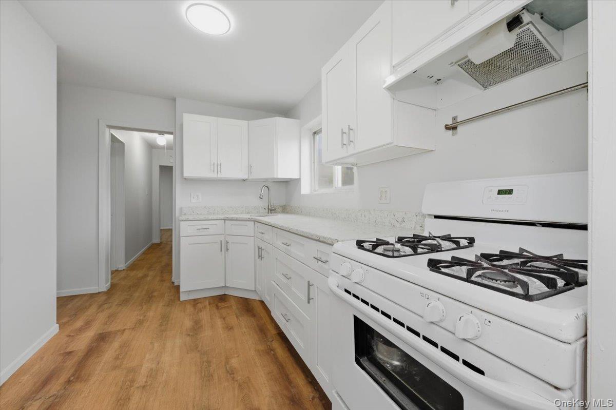 924 Hollywood Avenue