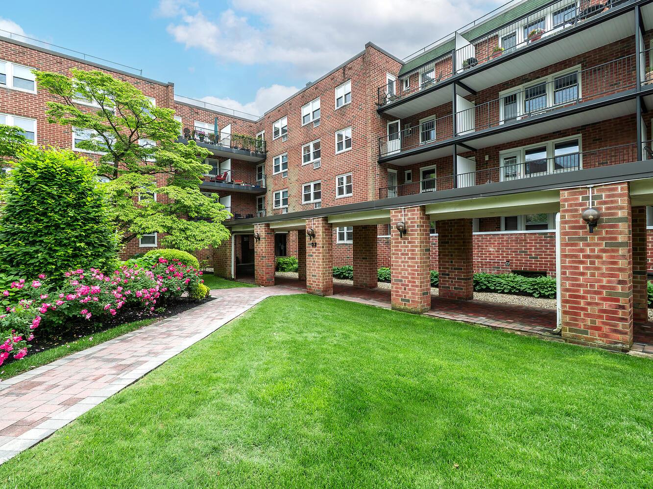 32 Pearsall Avenue 3A