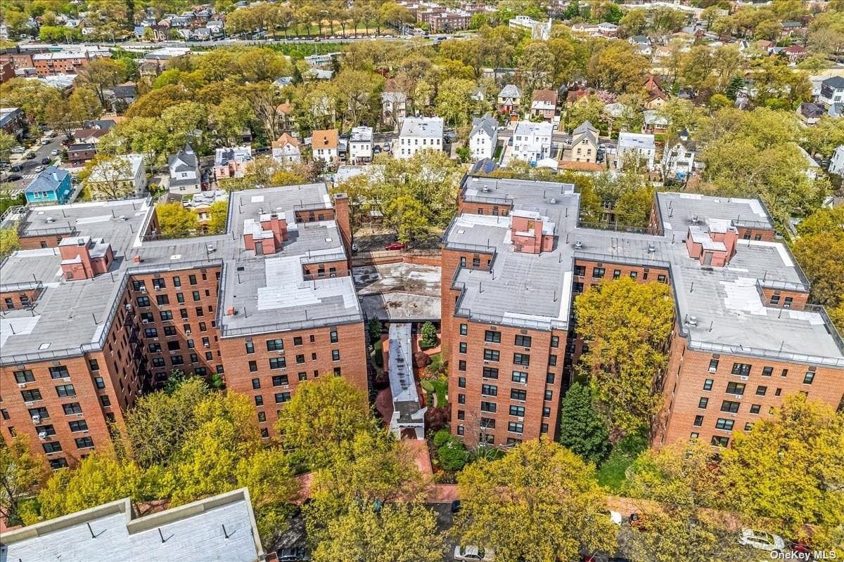 139-15 83rd Ave Ave #330, Briarwood, New York image 2