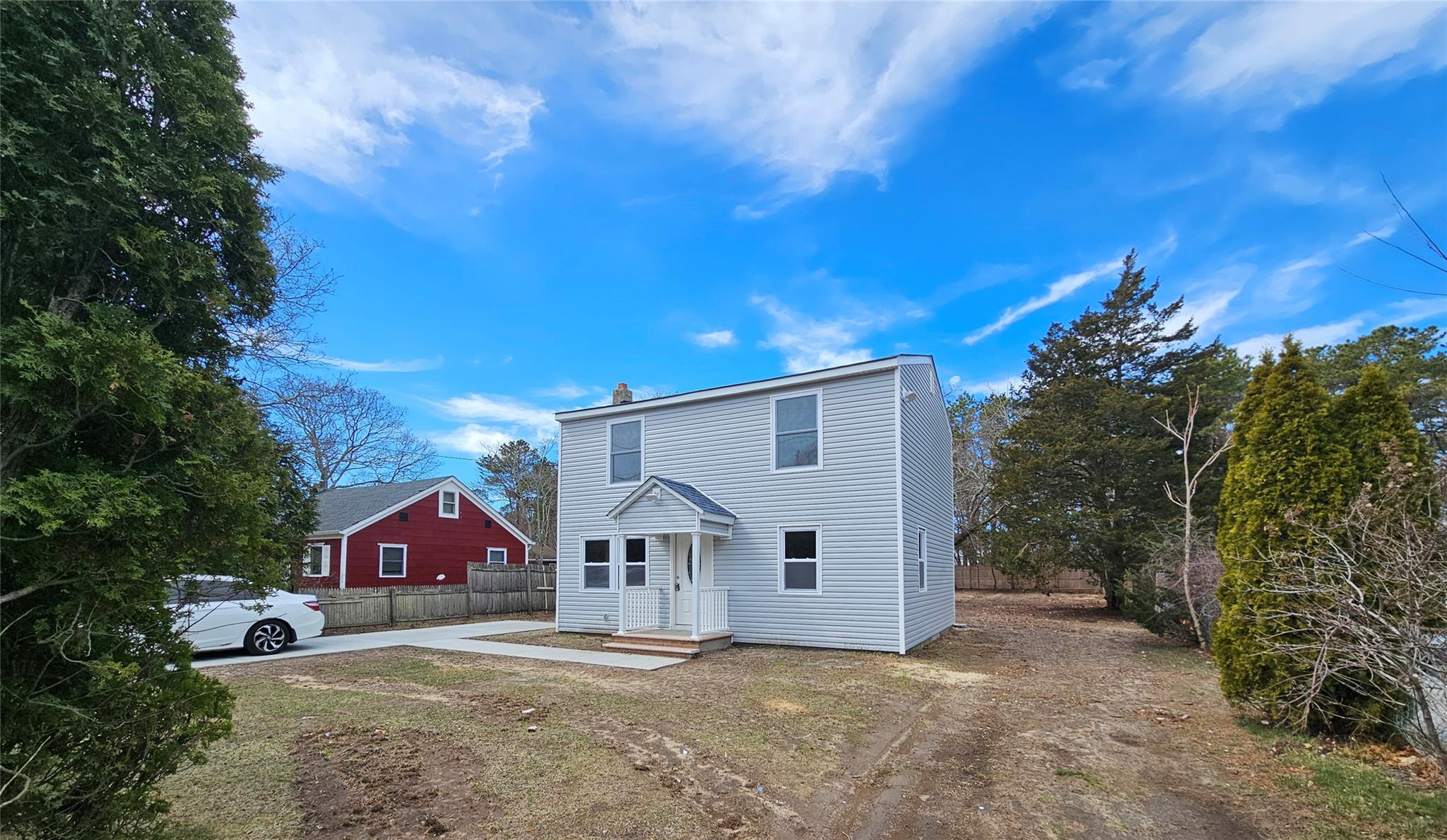 71 W Ludlam Avenue, Riverhead, New York image 2