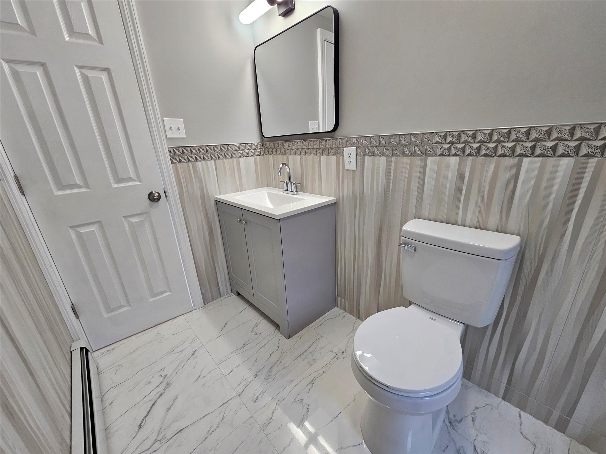71 W Ludlam Avenue, Riverhead, New York image 11