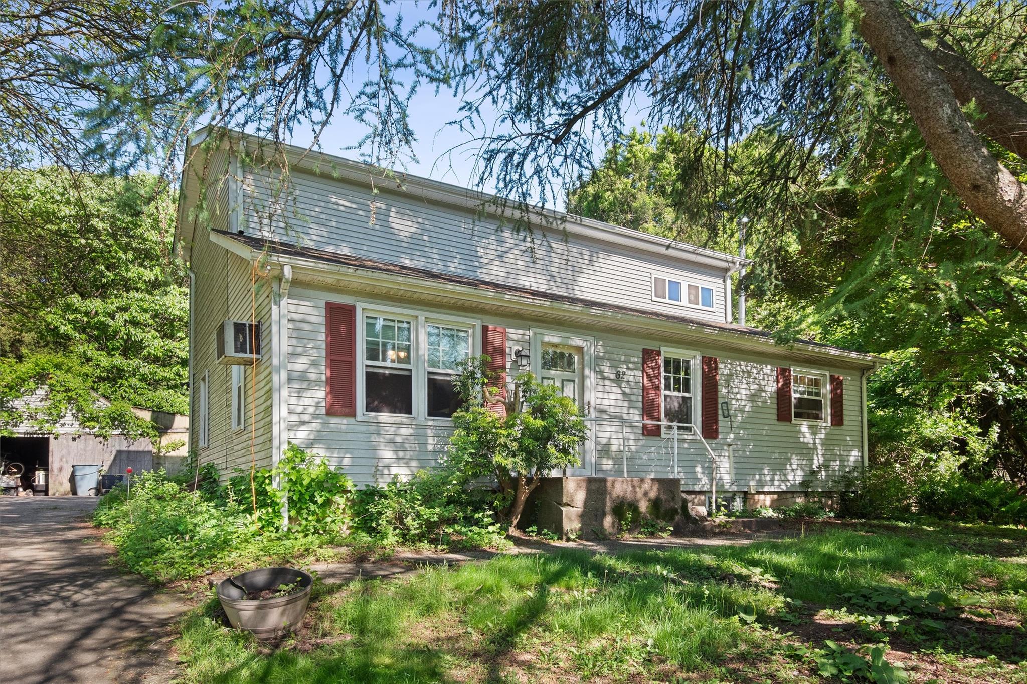 62 Buena Vista Road, New City, New York image 1