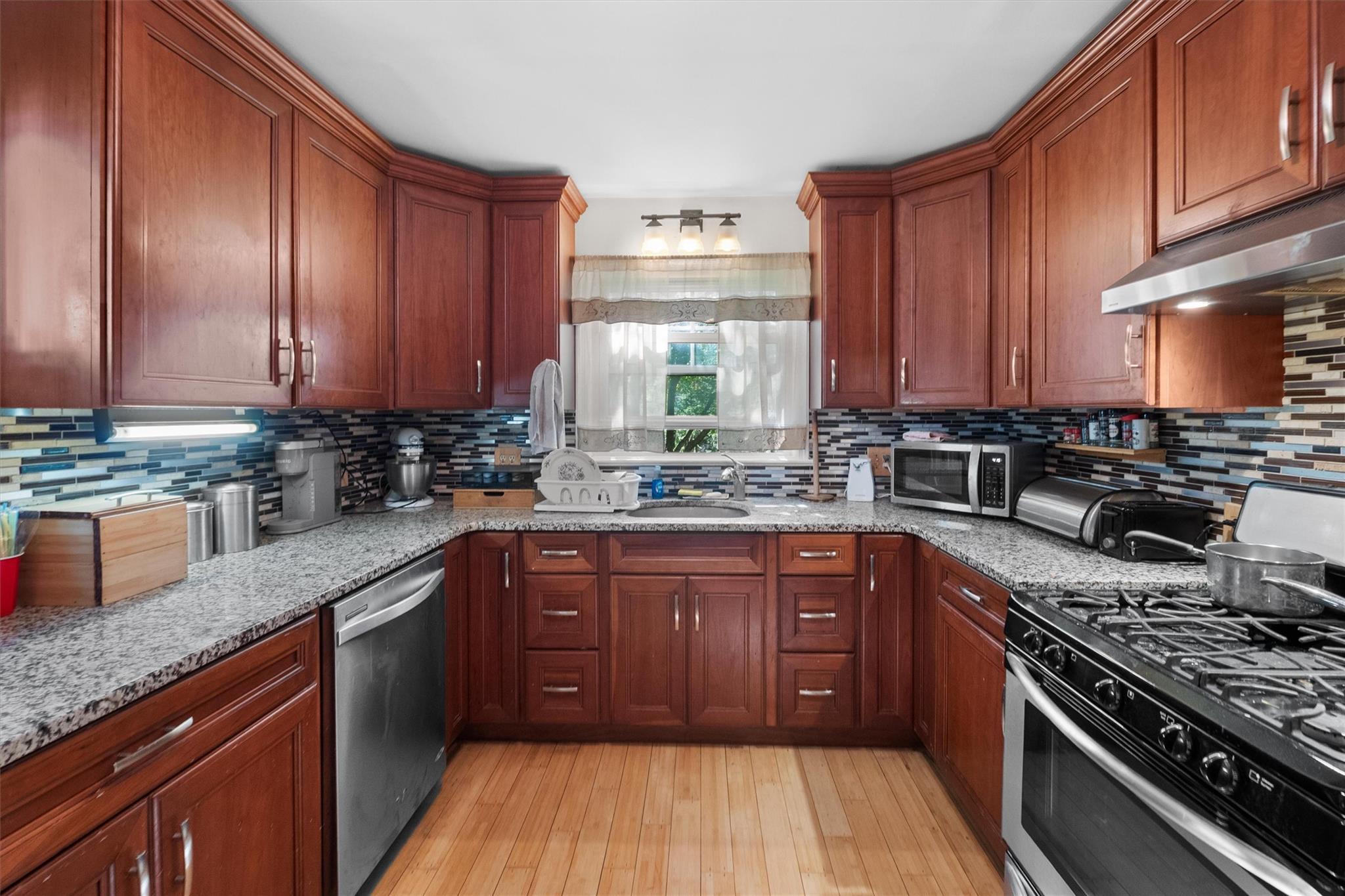 62 Buena Vista Road, New City, New York image 12