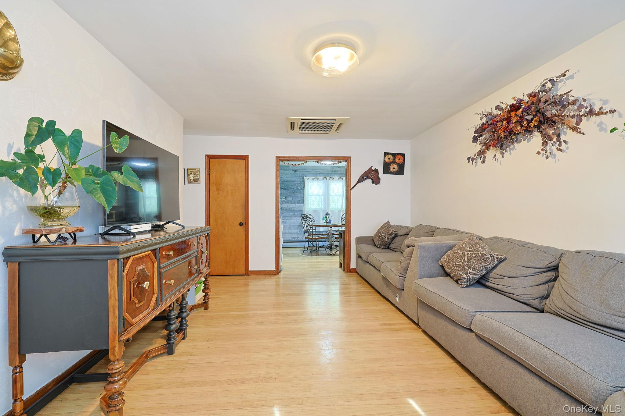 1 Rocky Lane