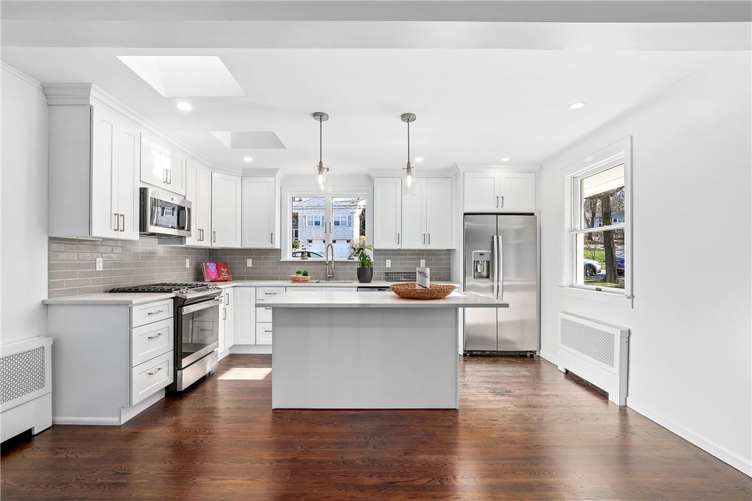 Rental Property at Price Street, Dobbs Ferry, New York - Bedrooms: 3 
Bathrooms: 2 
Rooms: 6  - $6,500 MO.