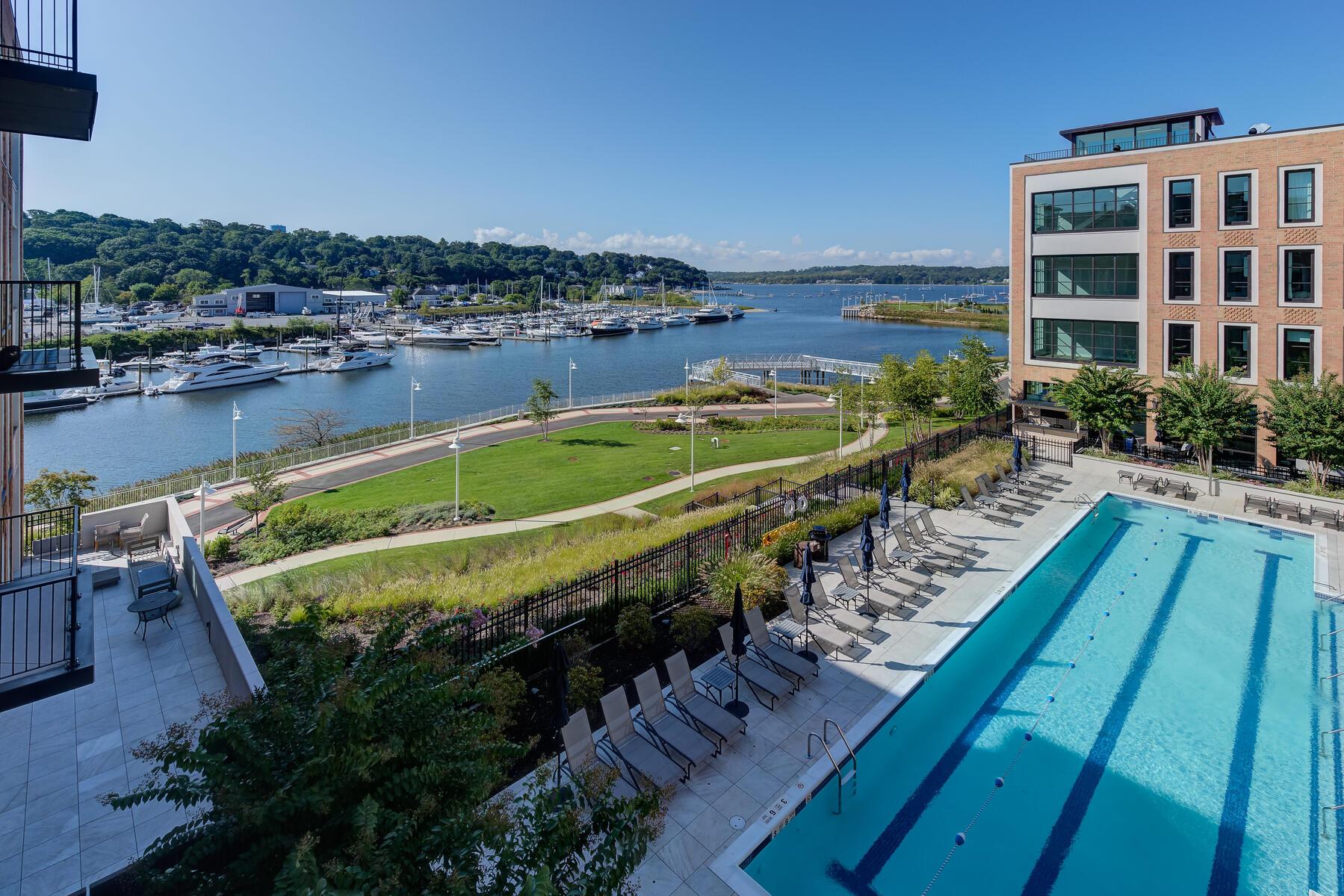 100 Garvies Point Road #1237, Glen Cove, New York image 3