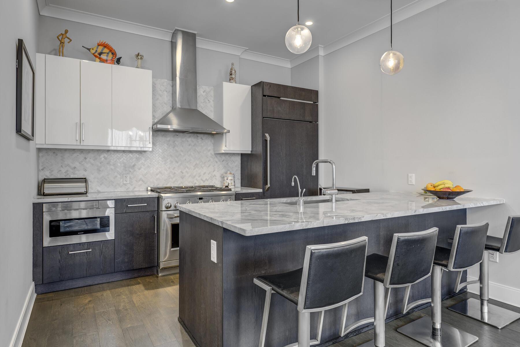 100 Garvies Point Road #1237, Glen Cove, New York image 9