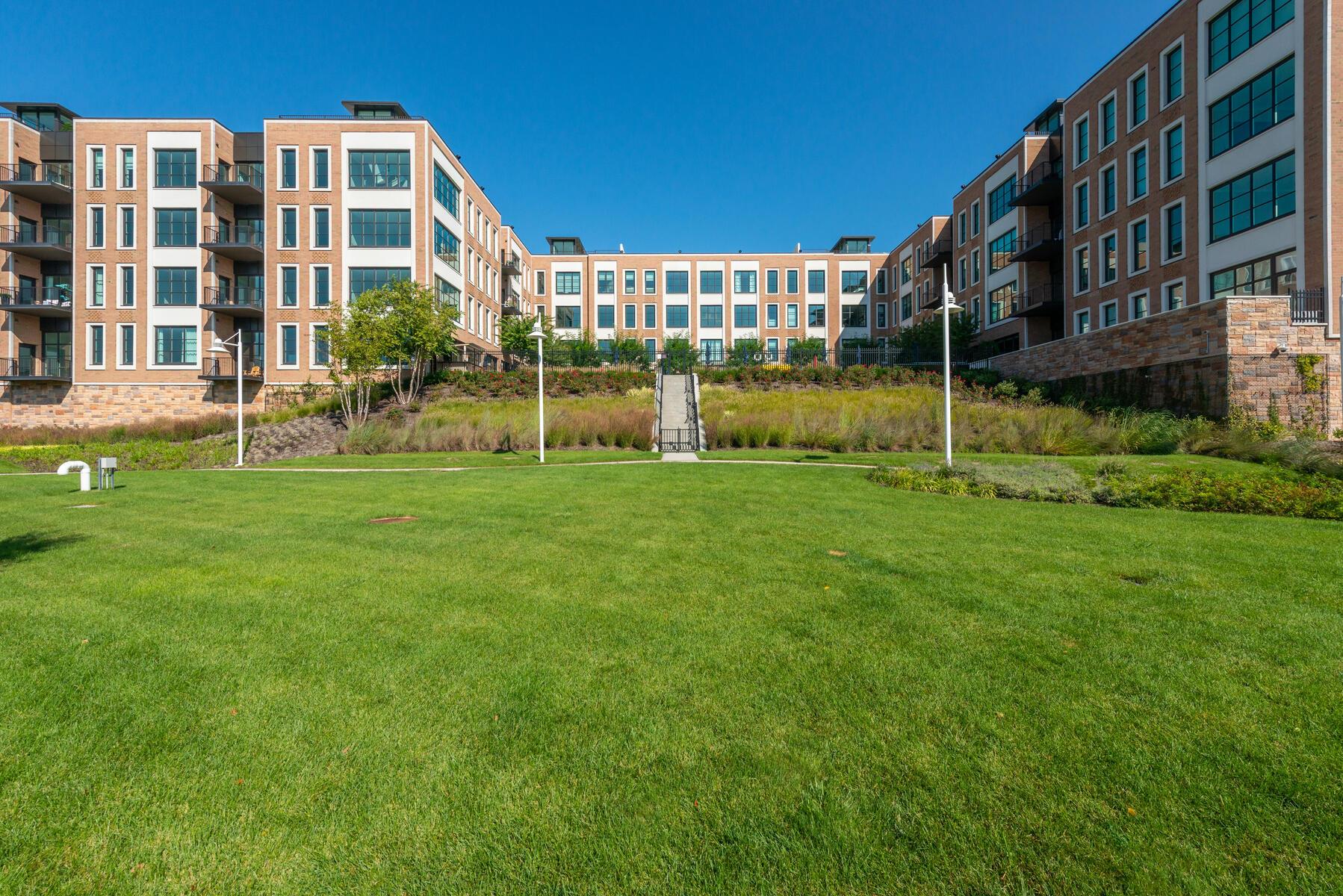 100 Garvies Point Road #1237, Glen Cove, New York image 29
