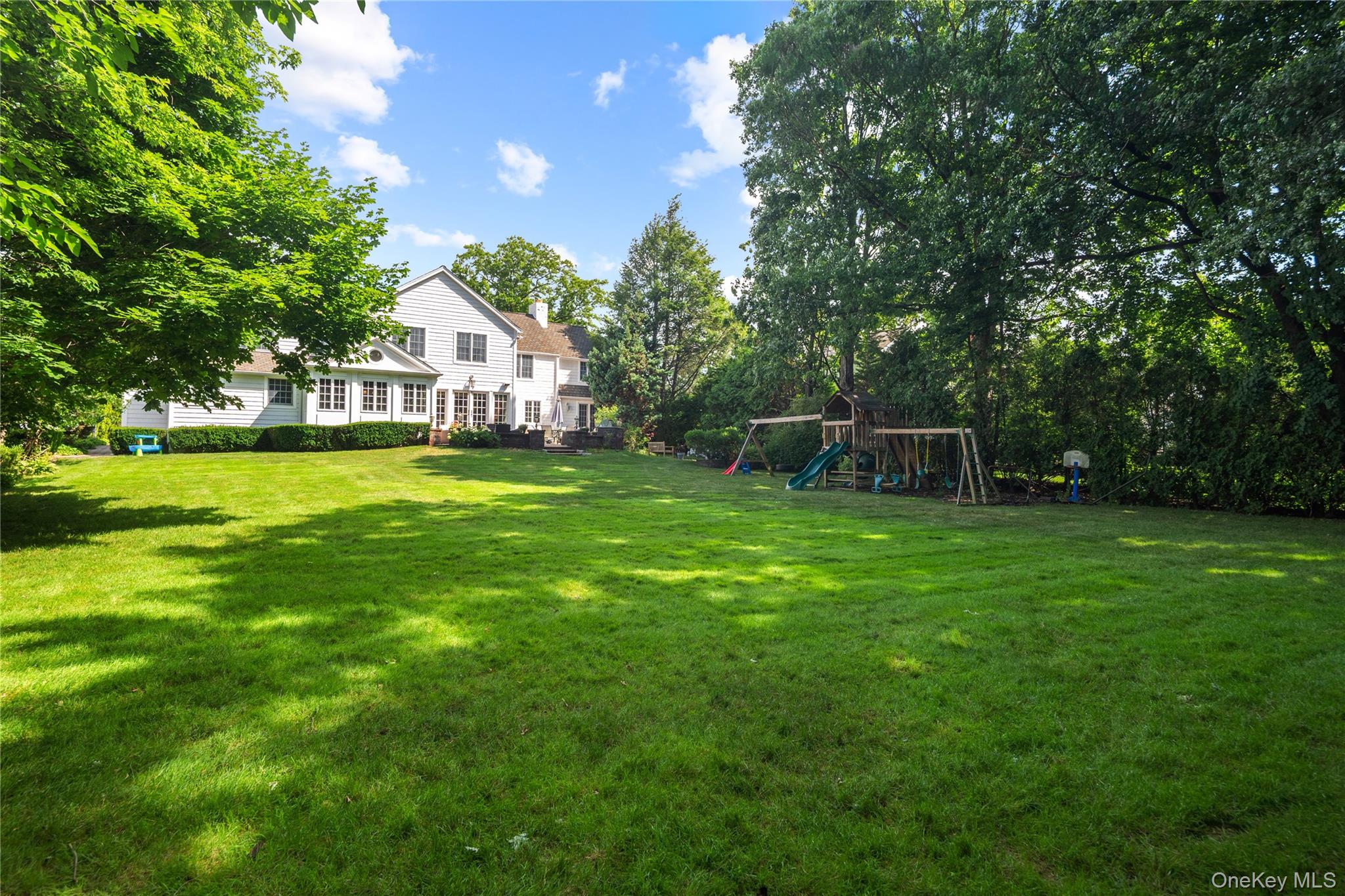 27 Bradford Road