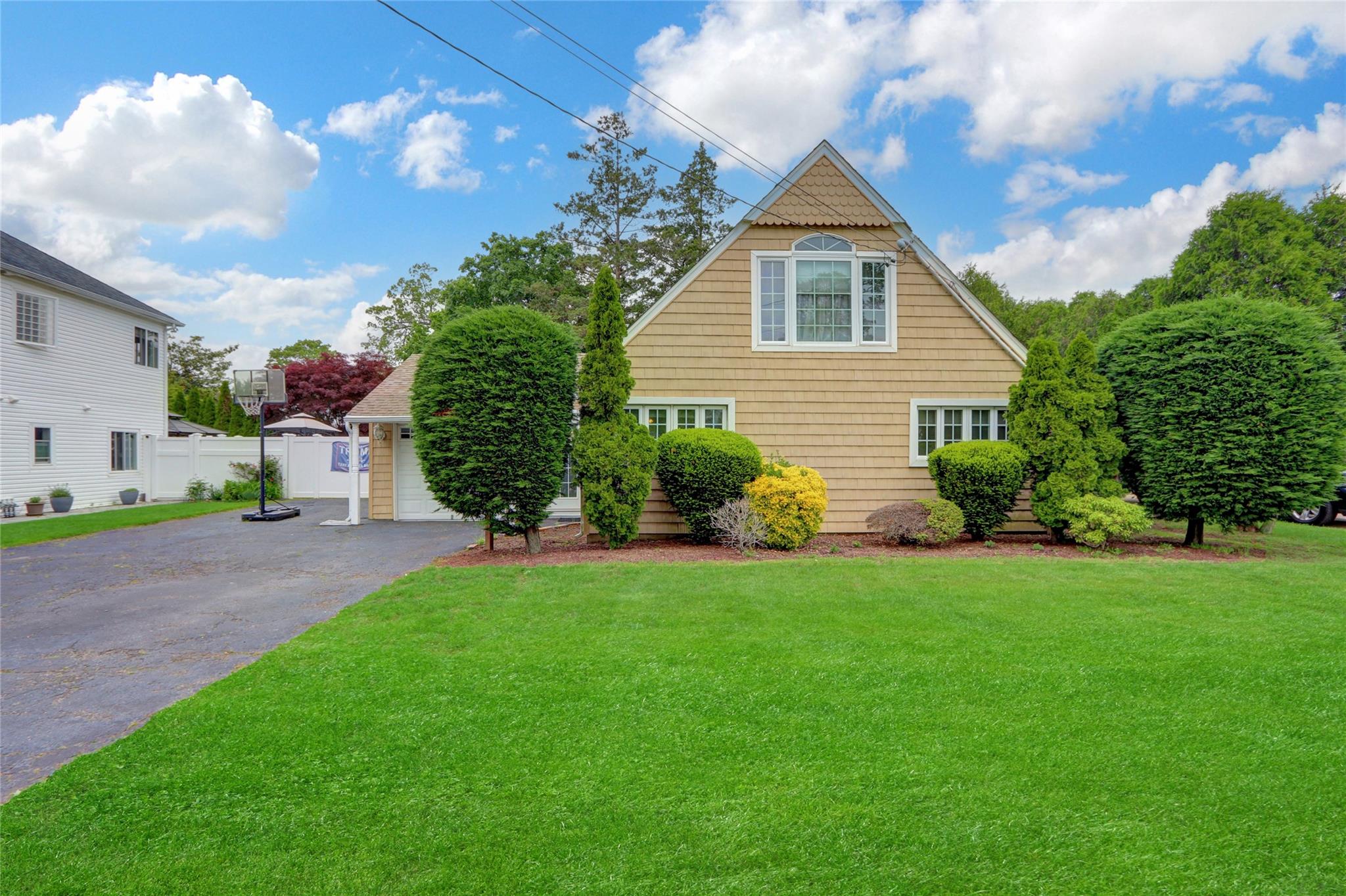 5 Rugby Road Rd, Massapequa, New York image 3