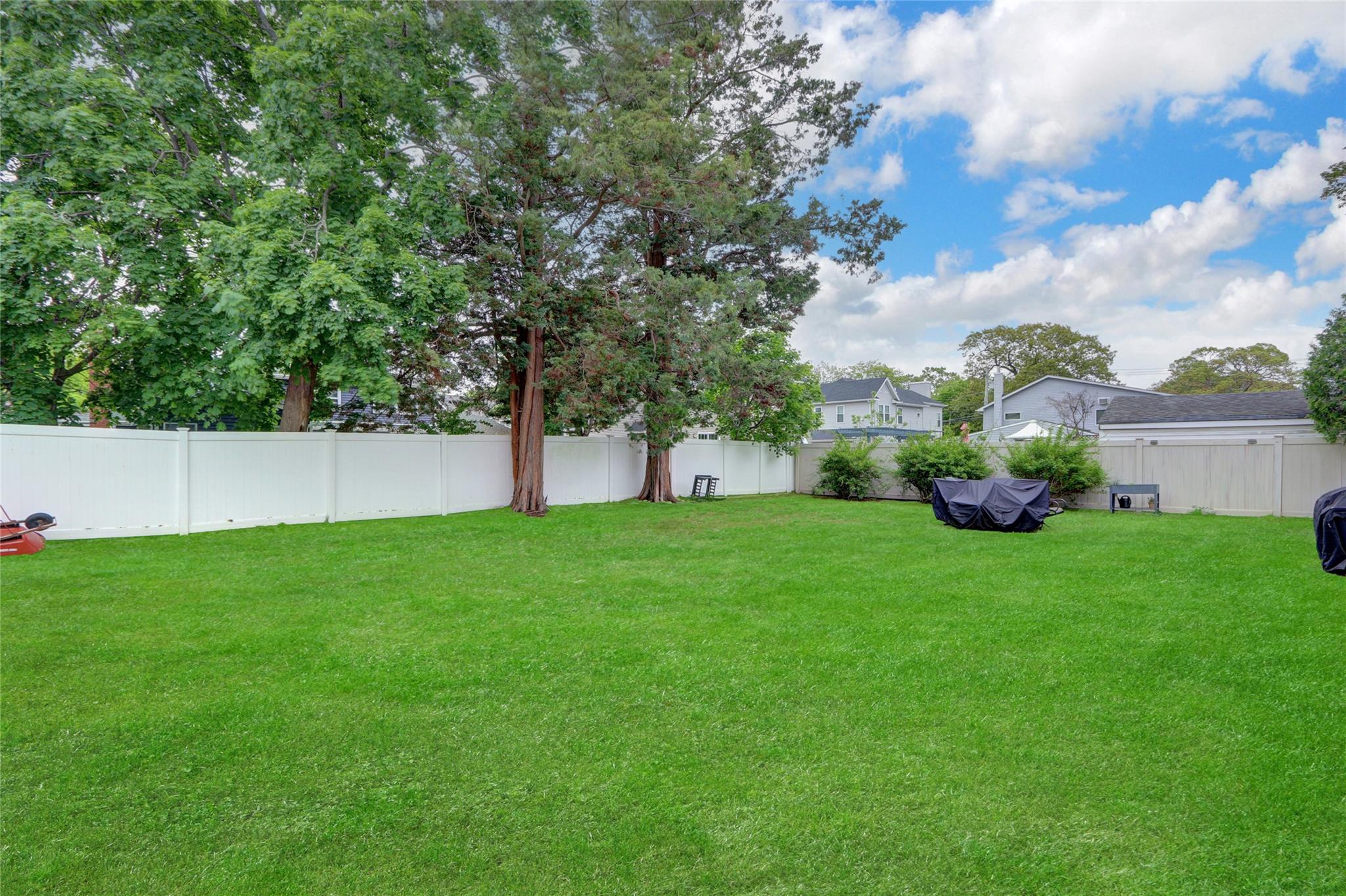 5 Rugby Road Rd, Massapequa, New York image 12
