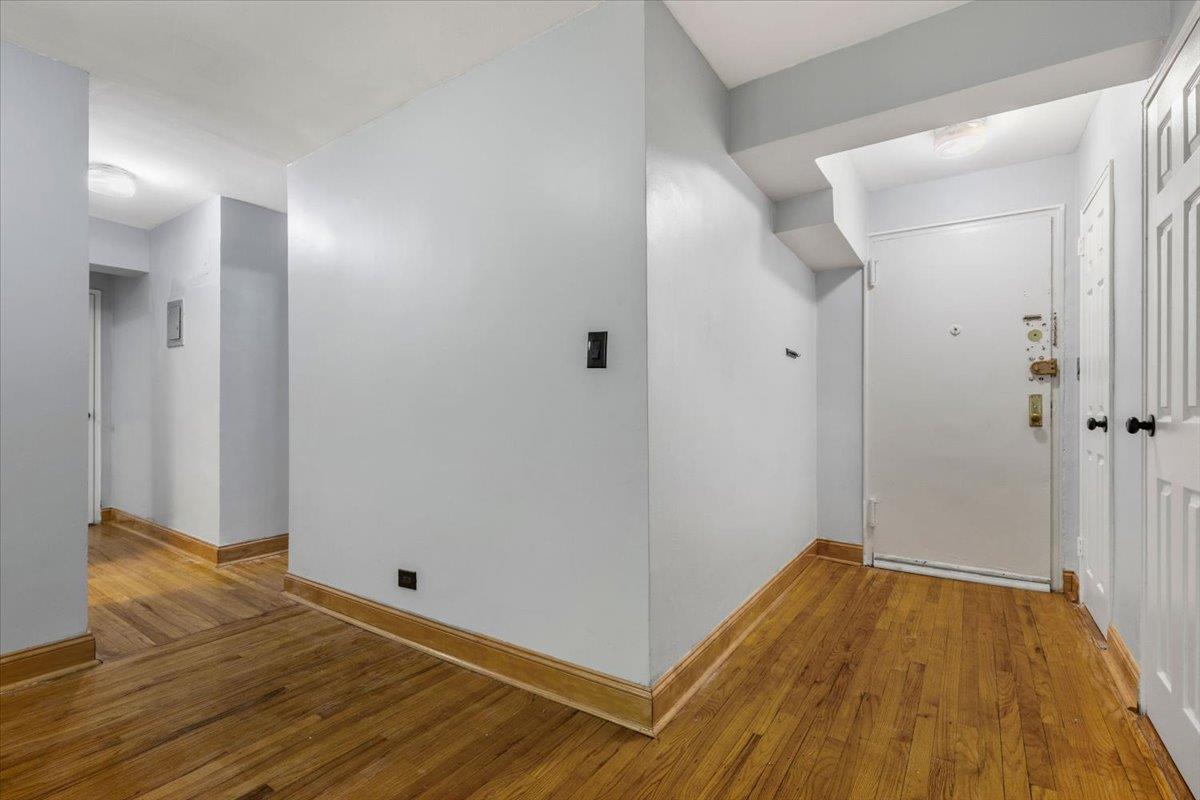 2385 Barker Avenue #1D, Bronx, New York image 4