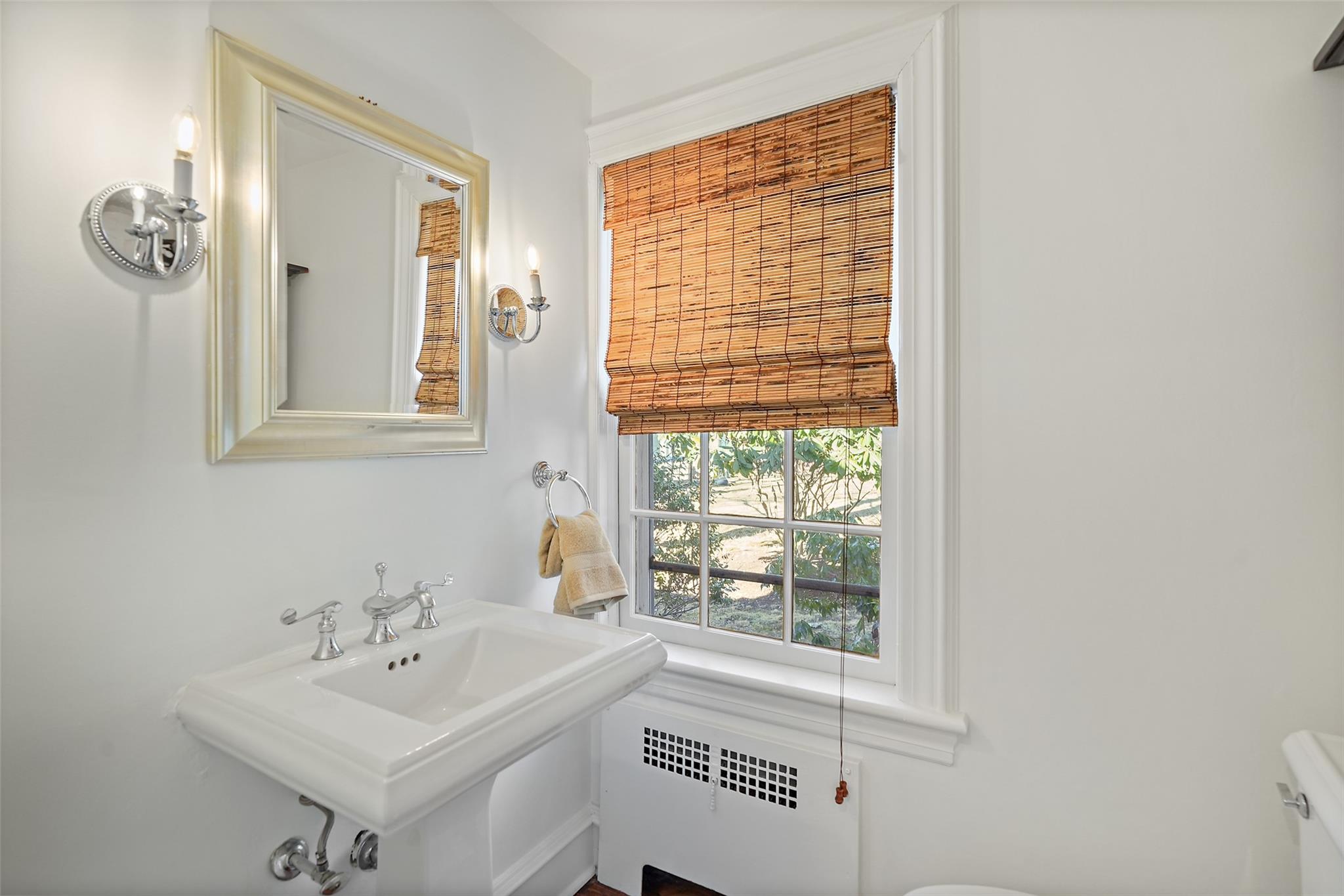 2 South Place, Chappaqua, New York image 9